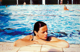 Frank Bauer - Katja (im Freibad)