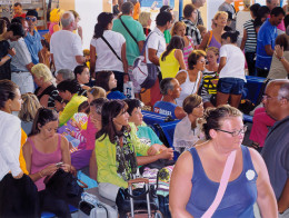 Frank Bauer - Wartende